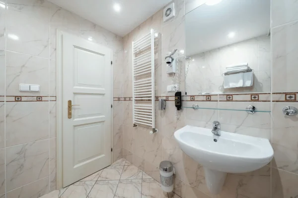 hotel-raffaello-praha-ubytovani-noir-hotels