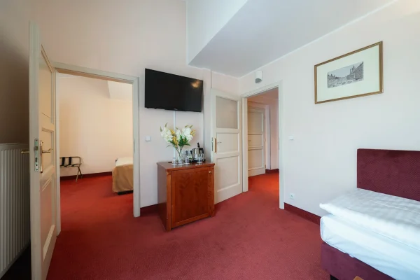 hotel-raffaello-praha-ubytovani-noir-hotels