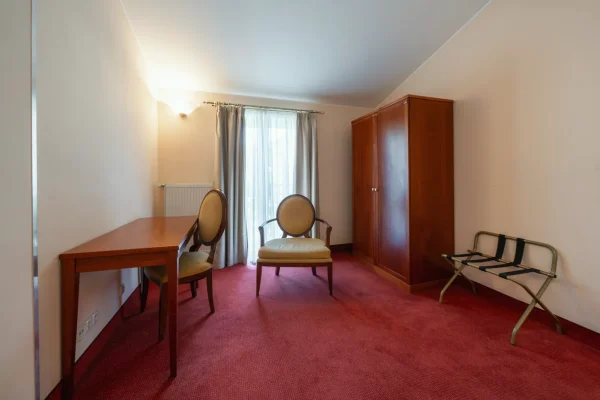 hotel-raffaello-praha-ubytovani-noir-hotels