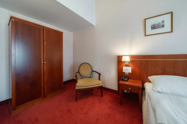 hotel-raffaello-praha-ubytovani-noir-hotels